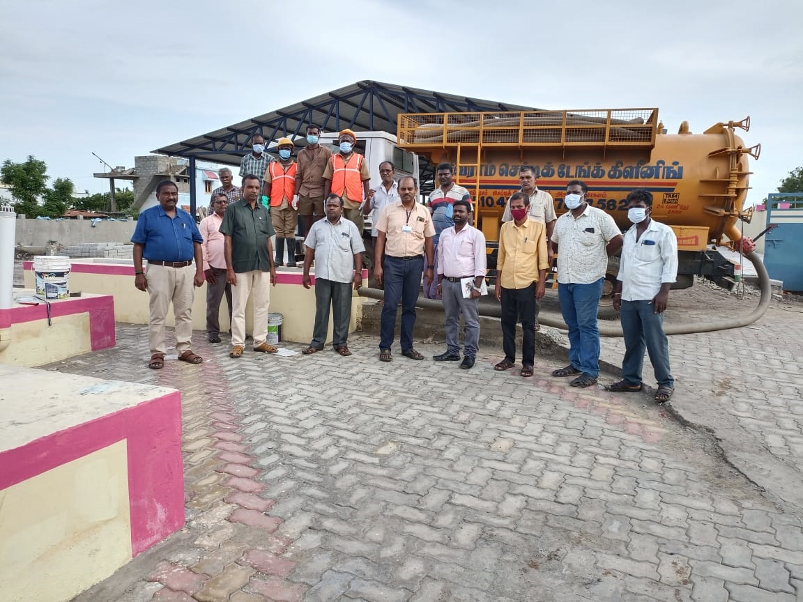 TNUSSP's tweet photo. Two new #FSTPs in Tenkasi and Sankarankoil began their trial run on April 12th, 2022, which will benefit ~2.1 lakh people! An orientation was also conducted on #FSM, #safedisposal of fecal sludge and licensing for 17 operators and ULB officers at the Tenkasi Municipal Office. https://t.co/xBd8LzOOTD