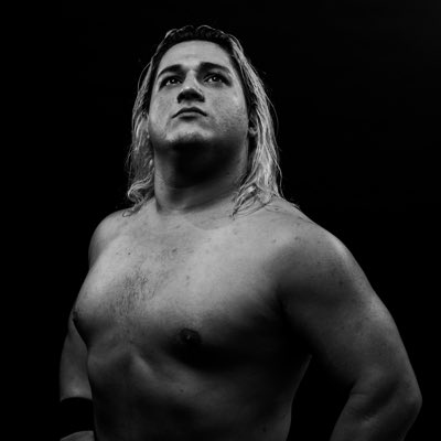 Real_Renegade's tweet photo. #NewProfilePic https://t.co/PgyYp7L5B3