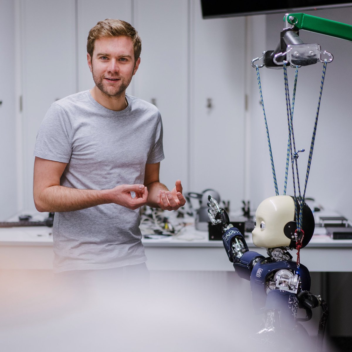 _mlutter's tweet image. After 5 successful years at @ias_tudarmstadt, it’s time to move. It was a fun and challenging time with many highlights. We made deep networks physically consistent and taught robots to juggle. Thanks to all colleagues and collaborators. 👋