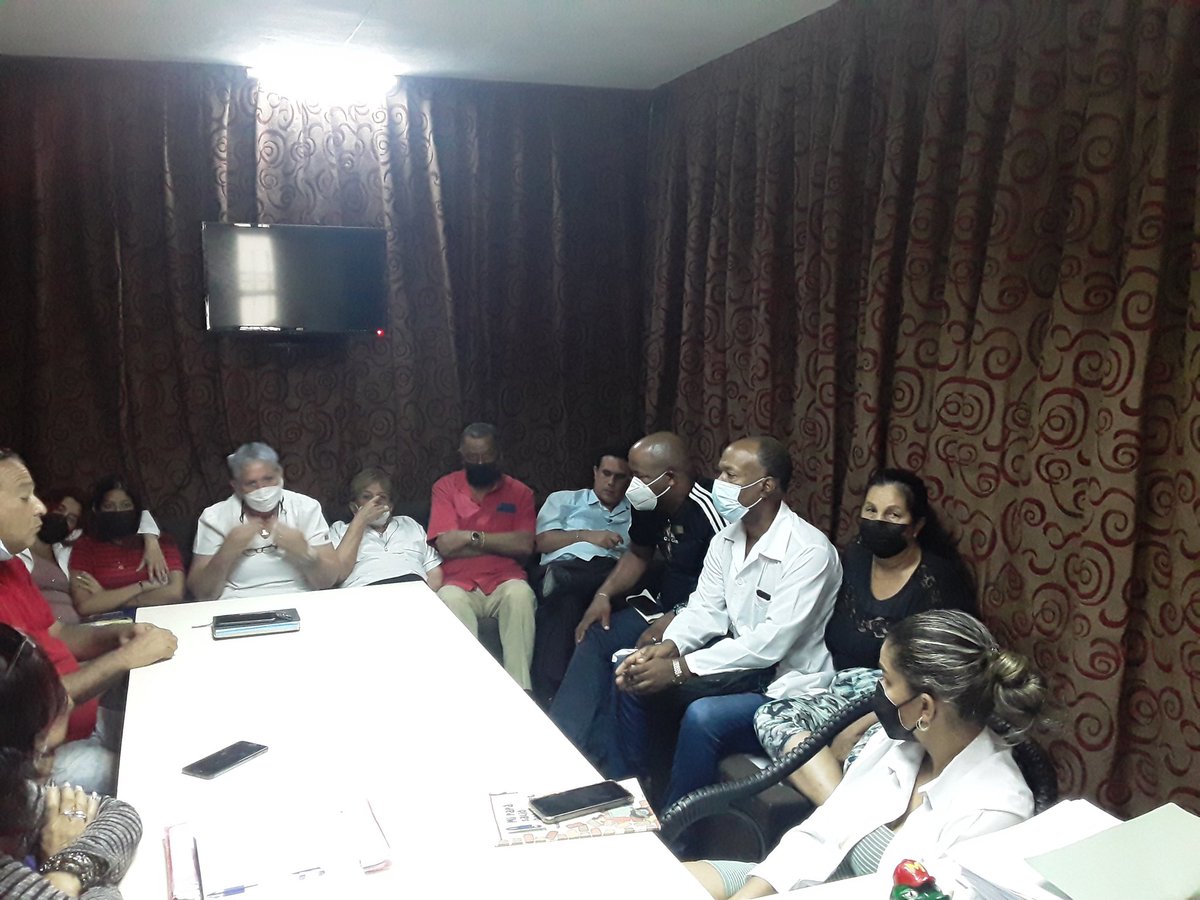 DMSaludMatanzas's tweet photo. Se desarrolla Reunión de Puntualización de la #DMSMatanzas, precisiones de temas de interés del sector y acciones vitales durante la semana como supervisiones a unidades como parte del cumplimiento al sistema de trabajo
#VamosConTodo
@WongCorrales
@SuselyMorfaG
@mariofsabines https://t.co/Hn1YmDQzZy