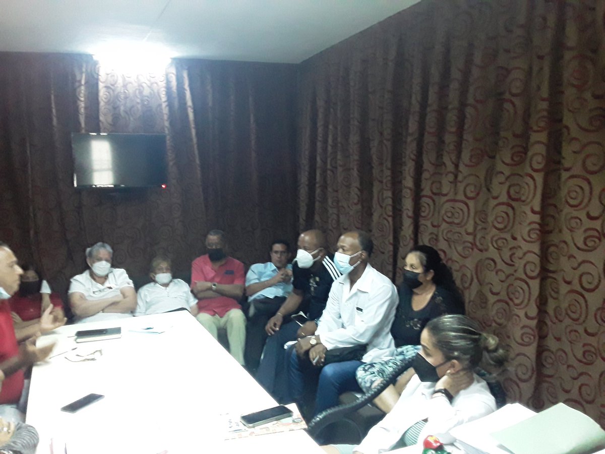 DMSaludMatanzas's tweet photo. Se desarrolla Reunión de Puntualización de la #DMSMatanzas, precisiones de temas de interés del sector y acciones vitales durante la semana como supervisiones a unidades como parte del cumplimiento al sistema de trabajo
#VamosConTodo
@WongCorrales
@SuselyMorfaG
@mariofsabines https://t.co/Hn1YmDQzZy
