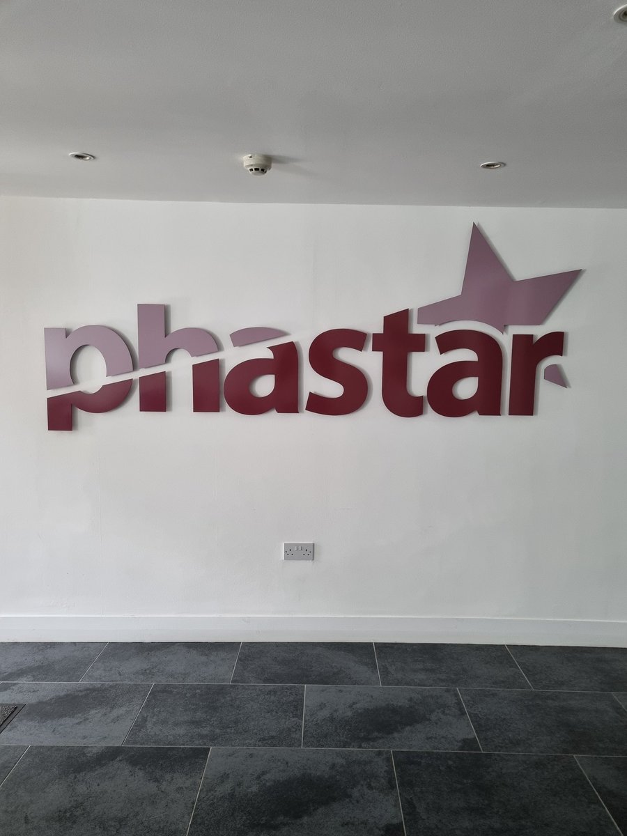 sam_hins's tweet photo. After working for @TeamPhastar since October, I finally got my act together and made it into the office! https://t.co/djkmP0pXU3