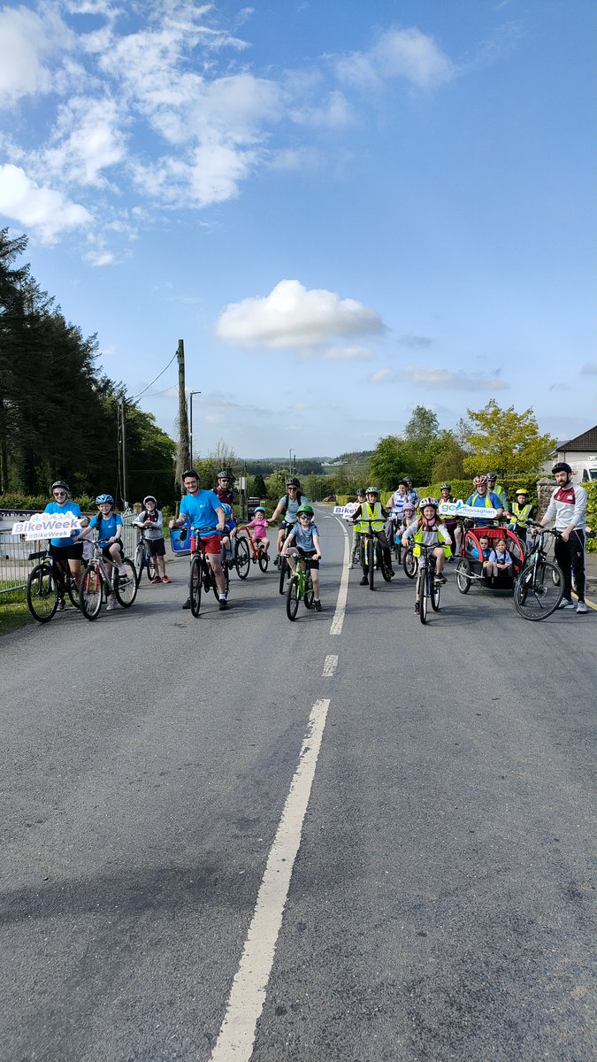 MonaghanCoCo's tweet photo. The sun shone in beautiful Sliabh Beagh for the first of our Family Cycles in Bragan.
Under the expert guidance of the staff from @sliabhbeaghadv adults and children enjoyed a fabulous cycle in gorgeous surroundings!
#BikeWeekMonaghan #ClickIntoGear
@TFIupdates https://t.co/OYqzZSYals