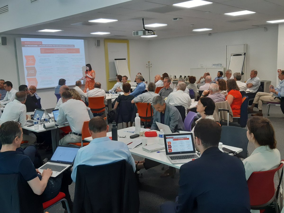 GARREAU75's tweet photo. Lancement aujourd'hui de la #formation à la #durabilité de l'#inspection agence de #Generali | 2 jours d'échanges & d'ateliers (#Fresqueduclimat) avec 100% d attention ! 👍 https://t.co/GaRdB1cTHa