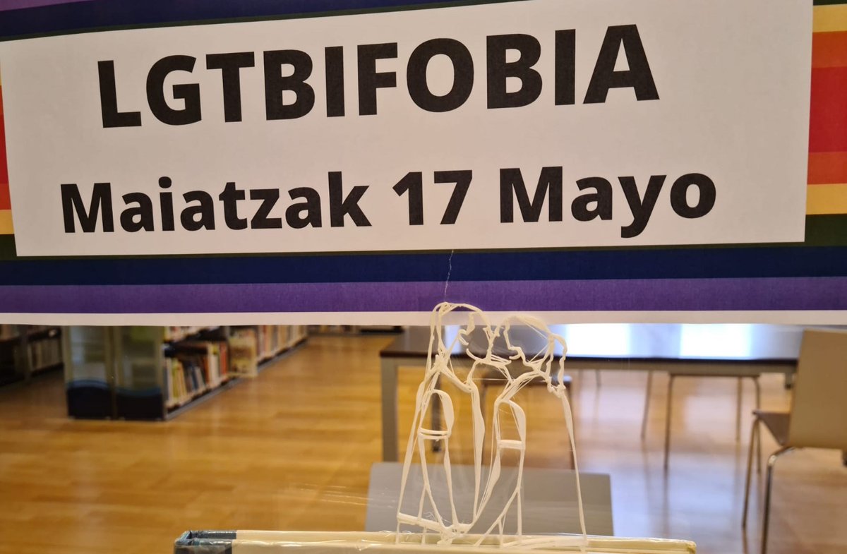 bibmus's tweet photo. Oraindik ez dakigu zer egin 3Drekin #liburutegian eta egunak aurrera doaz...Gaur Homofobiaren, Transfobiaren eta Bifobiaren aurkako Nazioarteko Eguna ospatzen da https://t.co/YPk4IT6I1j https://t.co/4Rg26Op9ly