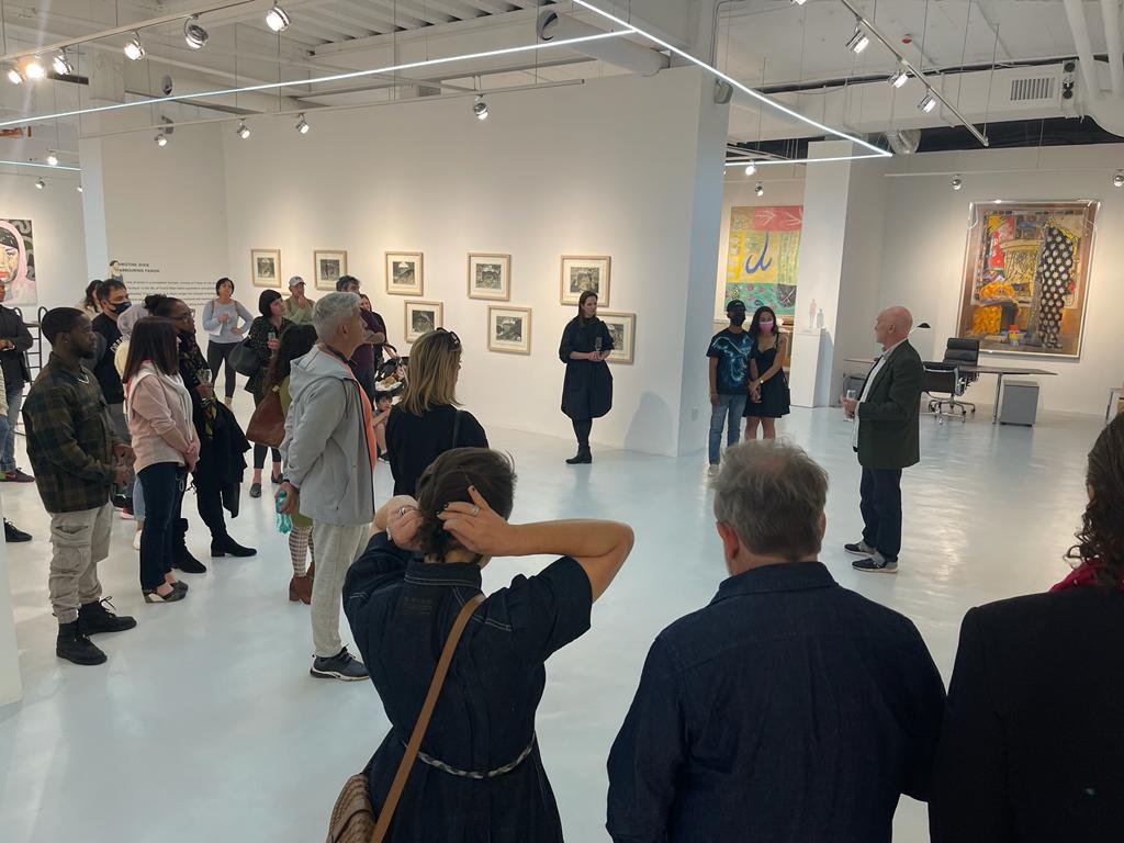 GContemporary's tweet photo. Graham Contemporary hosted a successful and fun-filled walkabout at their gallery space at Hyde Park Corner. Make sure you do not miss the next one. 

#grahamcontemporary #artgallery #artists
#art #contemporary #gallery #hydeparkcorner

Current Exhibition: ‘A New Wave’ https://t.co/rWcnLA9lET