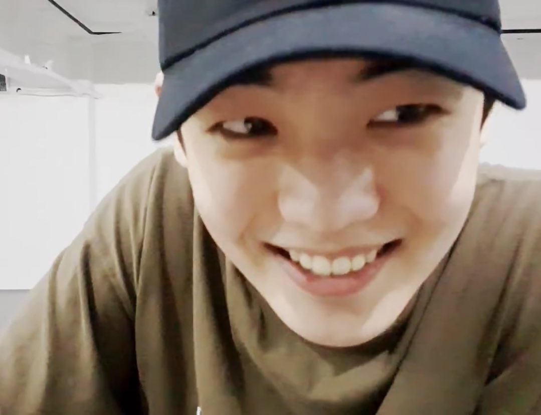 T_als32's tweet photo. When you just want to squish him soooo bad!!
Thank you for sharing your night with us Yuchan!! π
#ACE #μμ΄μ€ #ACE_Yuchan #ACE_Vlive #KangYuchan @official_ACE7 https://t.co/rmDNM2AqXn
