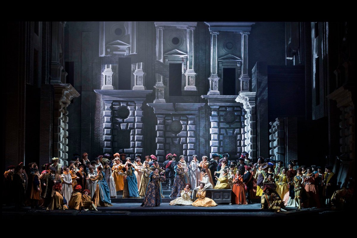 OperaRoma's tweet photo. Dal 3 all’11 giugno al Costanzi ‘Ernani’ di Verdi. Alla base della storia l’omonima opera teatrale di Victor Hugo, “manifesto” del romanticismo teatrale francese. Sul podio #MarcoArmiliato. Regia, scene costumi di #HugodeAna.
Info👉https://t.co/quwLpcK56N
#operaroma #TORernani https://t.co/jlVmXkhelR