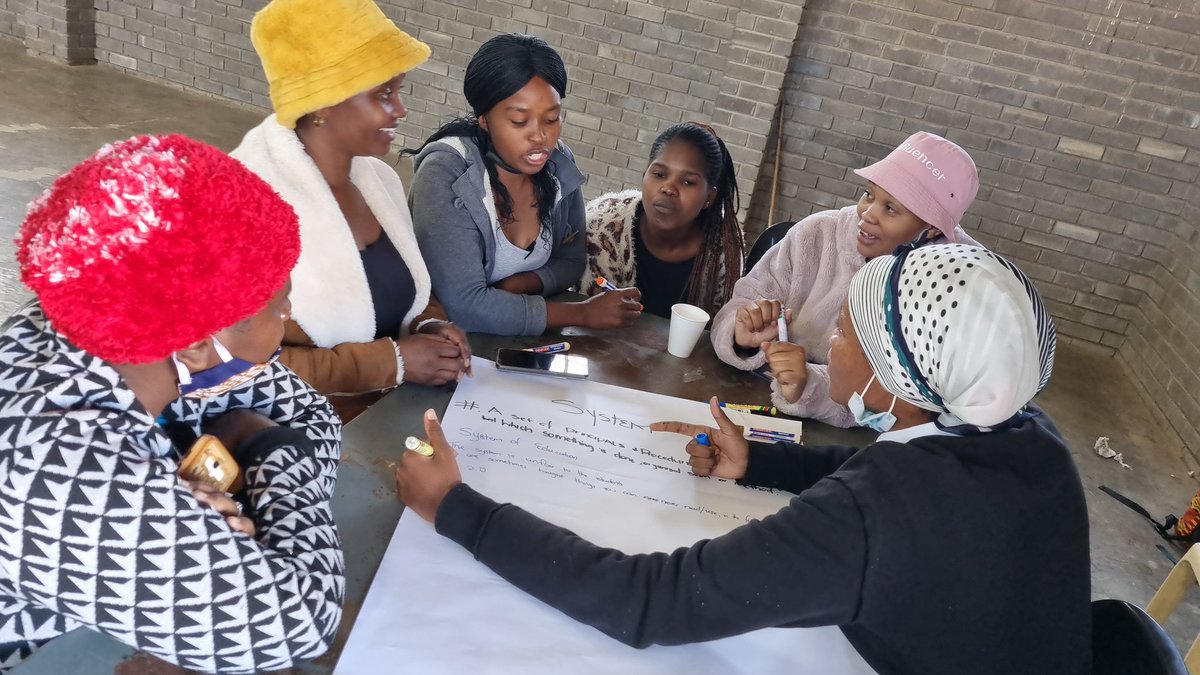 rivonia_circle's tweet image. [DEMOCRACY BUILDER E.CAPE]

In Sterkspruit all groups designing South Africa 2.0 decided of the things they want to solve for they want to all create new systems. Education systems, election systems, the justice system. 

Sterkspruit is done with #Systemoffline

#ActionCircles