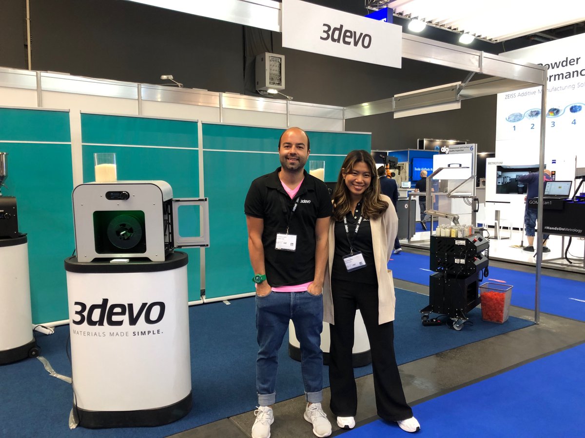 3devo HQ tweet media