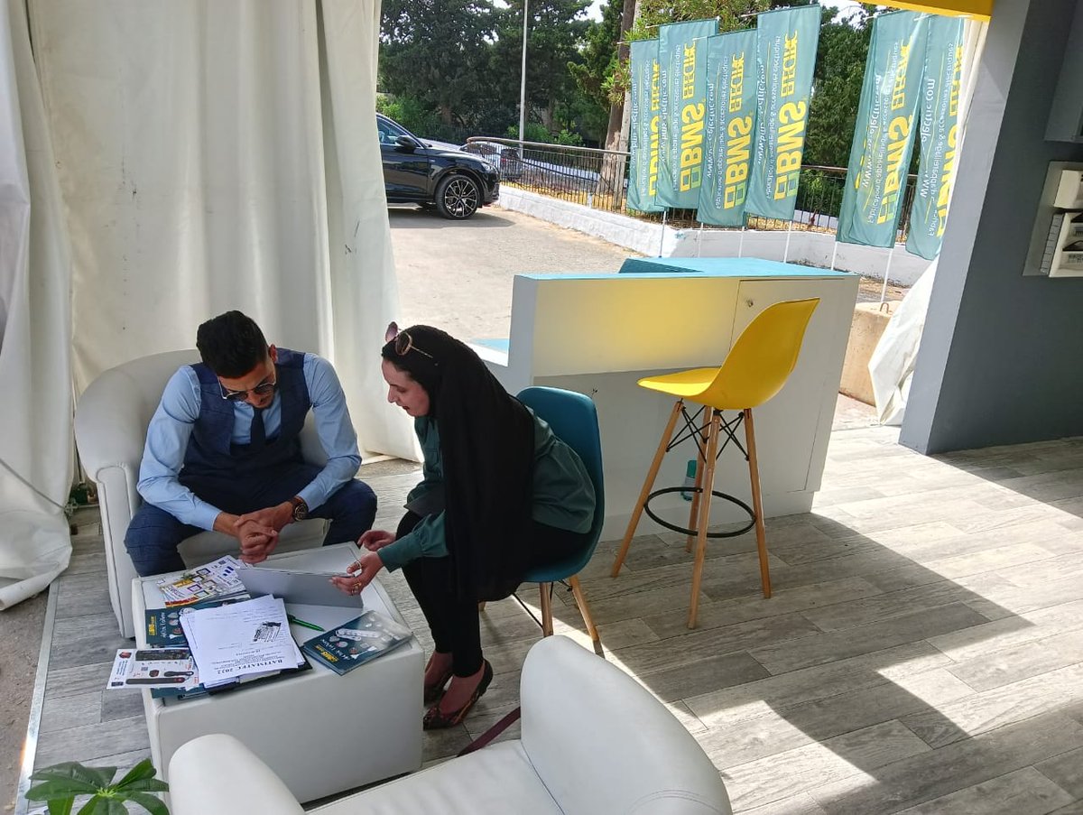 bms_page's tweet photo. صور من اليوم الثاني للصالون الدولي للبناء  بقصر المعارض الصنوبر البحري ، و توافد الزوار للتعرف على منتجات الشركة . 
متواجدون   بالصالون إلى غاية 19 ماي 2022 . بالخيمة المقابلة للجناح المركزي . 
مرحبا بكم 
#todayevent  #BATIMATEC  #SAFEX  #foiredalger 
#bmselectric https://t.co/fPFFTKahtX