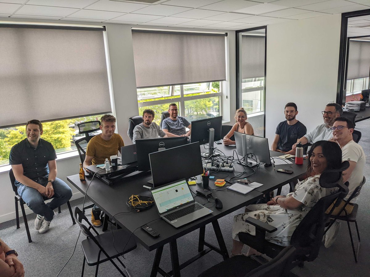 Ce midi, comme tous les mois, les représentants des différentes équipes internes (mêlées) se retrouvent pour discuter, se synchroniser et faire avancer Max DS 👊.
#ameliorationContinue #dejInterMêlée