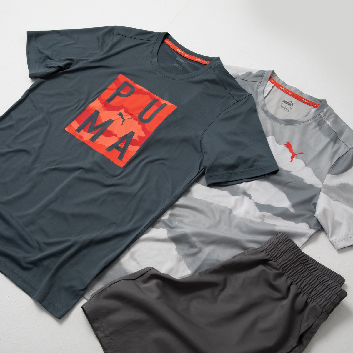TotalsportsSA's tweet photo. Train smarter & harder with the latest in Men's PUMA's innovative dryCELL moisture-wicking training tees that are made with recycled materials.
Available from R399.95 in Totalsports stores & online: https://t.co/KWG5GM9AD2
#HomeOfFit #PumaTraining https://t.co/WqiMCsUVfZ