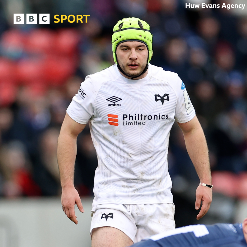 BBCSportWales's tweet photo. Flanker Harri Deaves has signed his first professional Ospreys deal after graduating from their academy 🏉