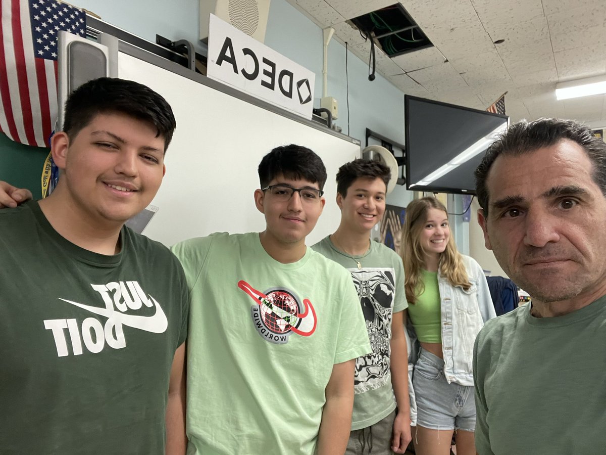 joepav5's tweet photo. Mental Health Week starts off Monday with a Green Wave..let’s keep it going today with RED Rams! @emeadowschools @WTCRams @drkacjr_EMSupt https://t.co/wNzqpOxd2h