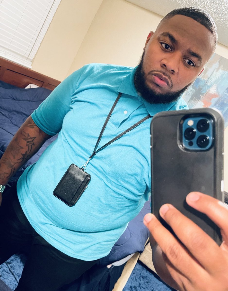 varius2real's tweet photo. Thankful Tuesday #anotherworkday https://t.co/wbBjayGD1y