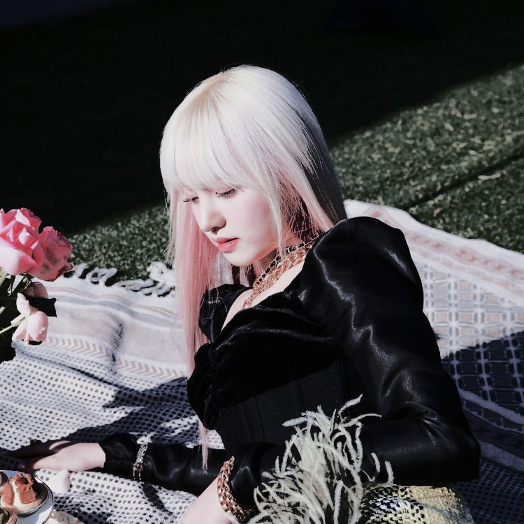 qyomia's tweet photo. ⠀

𑁤  SIREN───
not new to rp but new account! like and rt to be mutuals.. and oh, let’s be friends! 🌷
⠀
⠀ https://t.co/YGZmbqxMyU