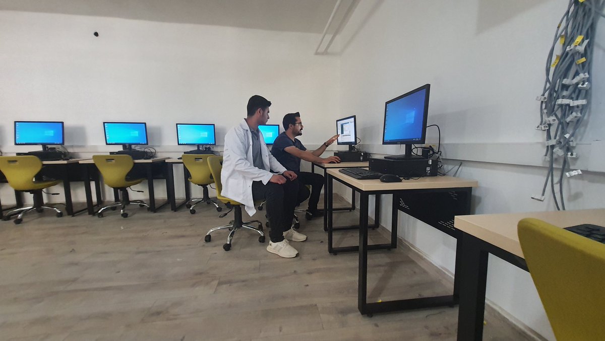 CeylanpinarMTAL's tweet photo. Ceylan ilkokulunda laboratuvar kurulumu yaptık.
@CeylanpinarMTAL 
@ceylanpinarmem 
@ZeydanKurt 
@UzBaran https://t.co/aZSpYQo80j