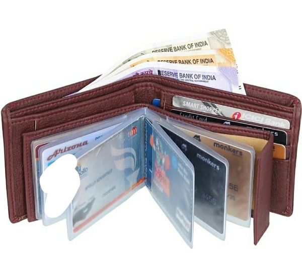 RTKashmir's tweet photo. RT @NewspointjK: I Mansoor Ahmad Sheikh R/O Brinjan Chadoora lost my wallet while traveling from Noor Bagh SGR , which contains identity cards, ATM Cards, and some cash. If anyone found the same please call on  +917006359495
@JmuKmrPolice @KashmirPolice … https://t.co/0qFQw0LKcQ