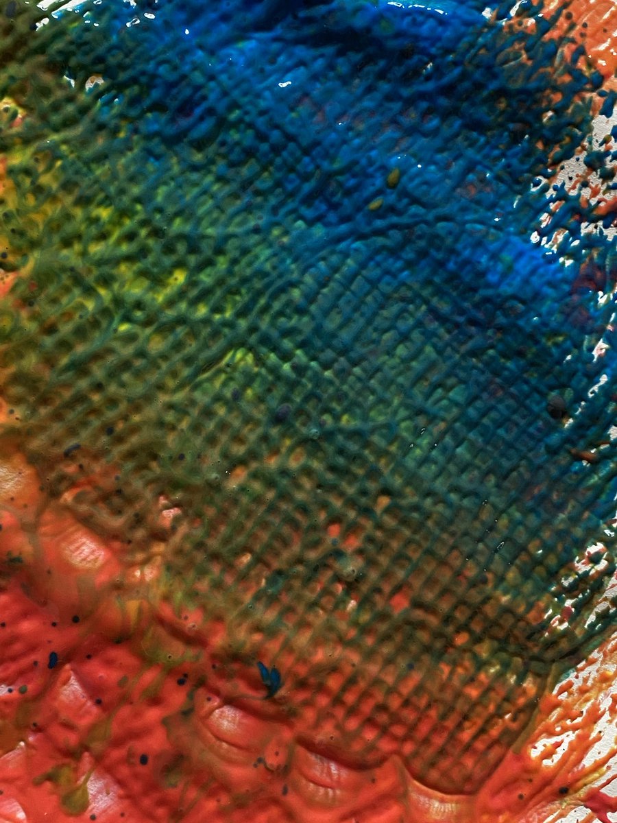 Look at these brilliant colourful creative paintings created by Dosbarth Mewslade this morning in our #DoctorWho Film Skills Sensory session @HwbNews <a href="/ThreecliffsEd/">Edward Thomas</a> <a href="/ScreenAllianceW/">Screen Alliance Wales</a> @MIKECOLLINS99 <a href="/arwelwjones/">Arwel Wyn Jones💙</a> <a href="/WG_Education/">Welsh Government Education</a>