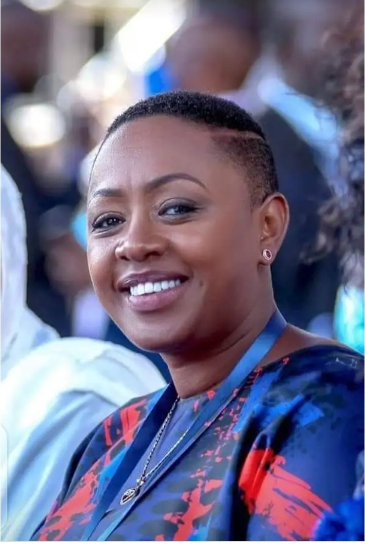 JaffJefyjeff's tweet photo. @SABINACHEGE  your smile has me going crazy ....I wish I could meet you in person great you and tell you how much I wish I could be your PA #BoyChildInLove
#BeautifulSoul https://t.co/evAV5MpMSQ