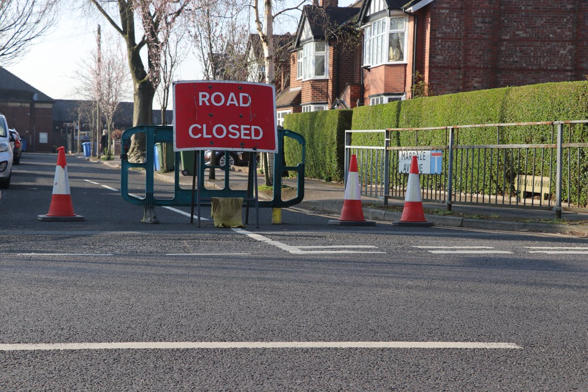 OneTrafford's tweet photo. It's #WalktoSchoolWeek and we love seeing pupils and parents using the #SchoolStreet at Flixton Primary School! 

Some schools are also running #WalkOnceAWeek (WoW) schemes to help reduce traffic and #decarbonise Trafford!

Discover more at https://t.co/l7a2OavmXj #WalkThisMay https://t.co/iR63w9XS5W