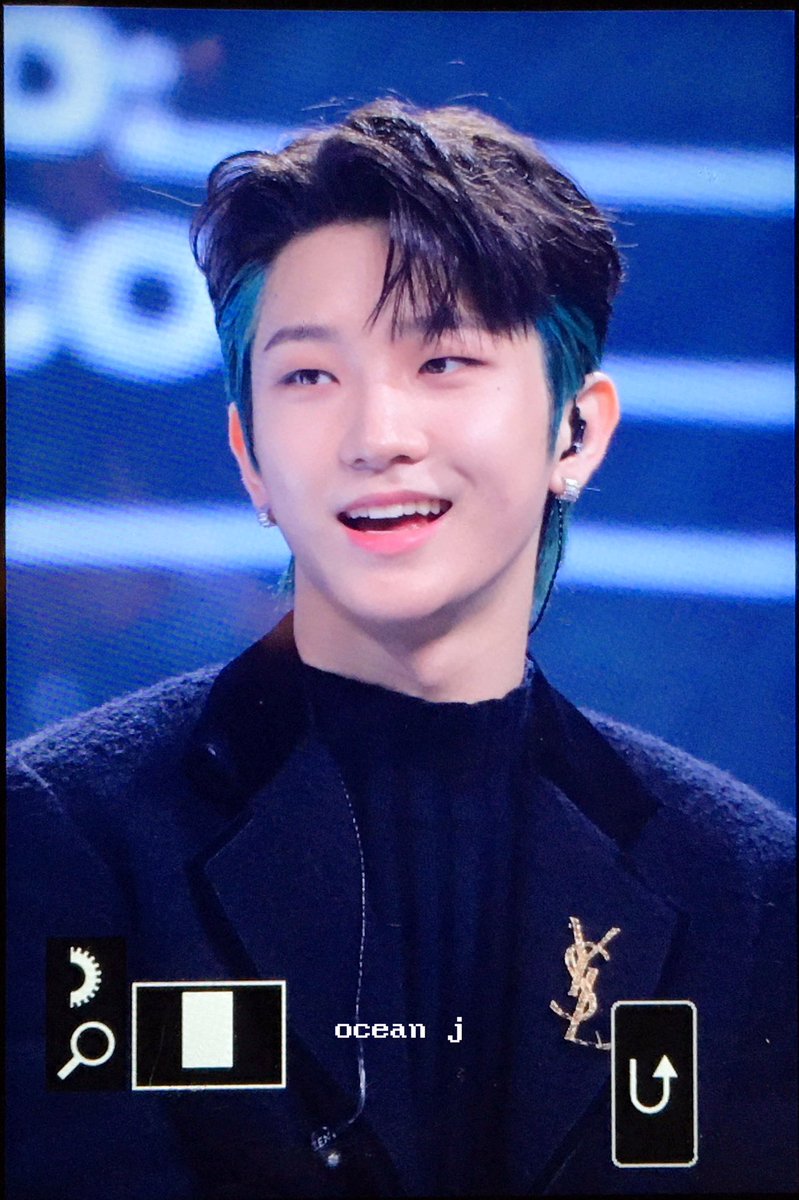ocean_j_830's tweet photo. 220517 #TNX #오성준
데뷔했어요🥺 https://t.co/l6HGFgon0h