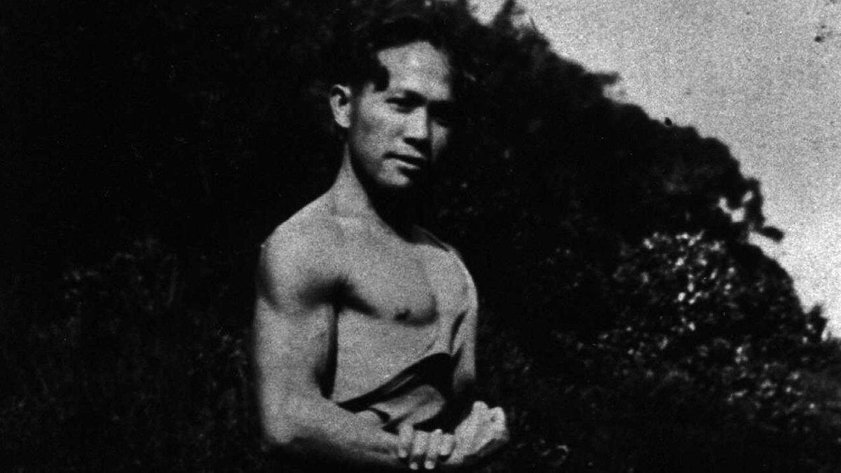 TheFilmStage's tweet photo. Kauai’s colonial legacy is examined through the lens of Hollywood in the new documentary #CaneFire. Read @jaredmobarak's review: https://t.co/cqehCWrl5C https://t.co/Y7o9MctD50