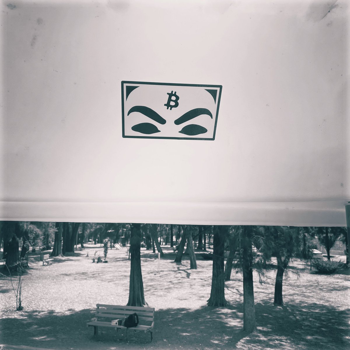 InBitcoinTrust's tweet photo. GM IN #BITCOIN WE TRUST
Satoshi sees 👀
•
•
#inbitcoinwetrust #bitcoingm #bitcoinart #bettermoney #satoshinakamoto #nftart #nftartist #satoshisees #bitcoinmexico #bitcoinguadalajara https://t.co/7ELNNa6a5U