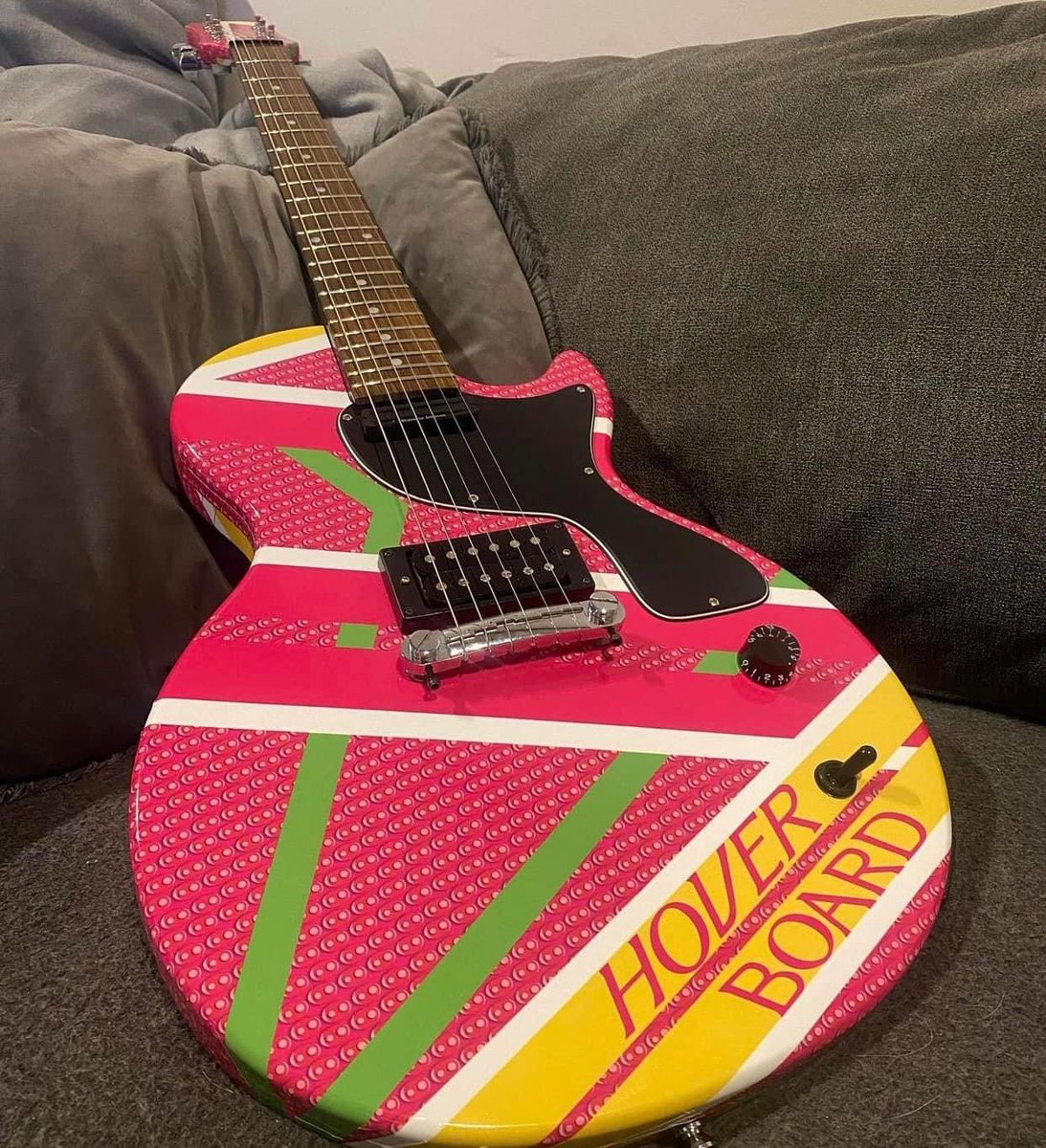 bttfHQ's tweet photo. Rock n Roll 🎸 https://t.co/pqpNL4YHXa