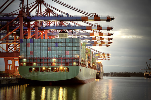 uniservegroup's tweet photo. Get your daily updates on Felixstowe, Southampton and London Gateway ports, weather and road conditions here: 
https://t.co/pMrCo8JFxE

#uniserve #dailyoceannewsbulletin #supplychainlogistics #logistics #portoffelixstowe #londongateway #tilbury #portofsouthampton https://t.co/mUFseUaO5F