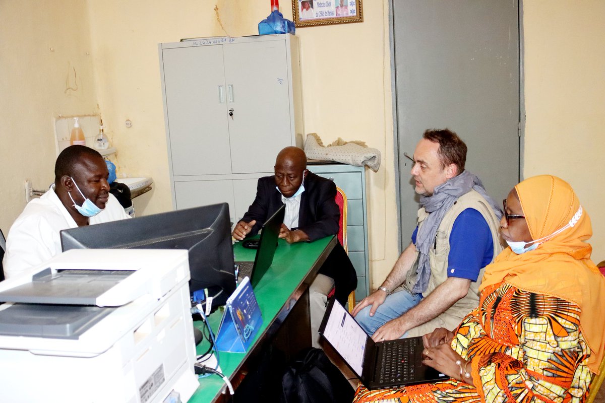 unfpa_mali's tweet photo. #UNFPA et @MSDS_Mali sillonent #Ségou pour améliorer leur programme commun.

Zéro rupture de stock noté en produits contraceptifs dans le district de #Markala grâce à l’initiative Assistant Logistique qui a amélioré la chaîne d’approvisionnement des médicaments et produits #SRPF. https://t.co/AZBTByn4eR