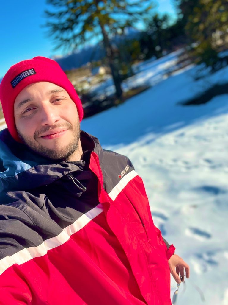 Ferna0k's tweet photo. Frees ❄️ https://t.co/hvfOov91fW