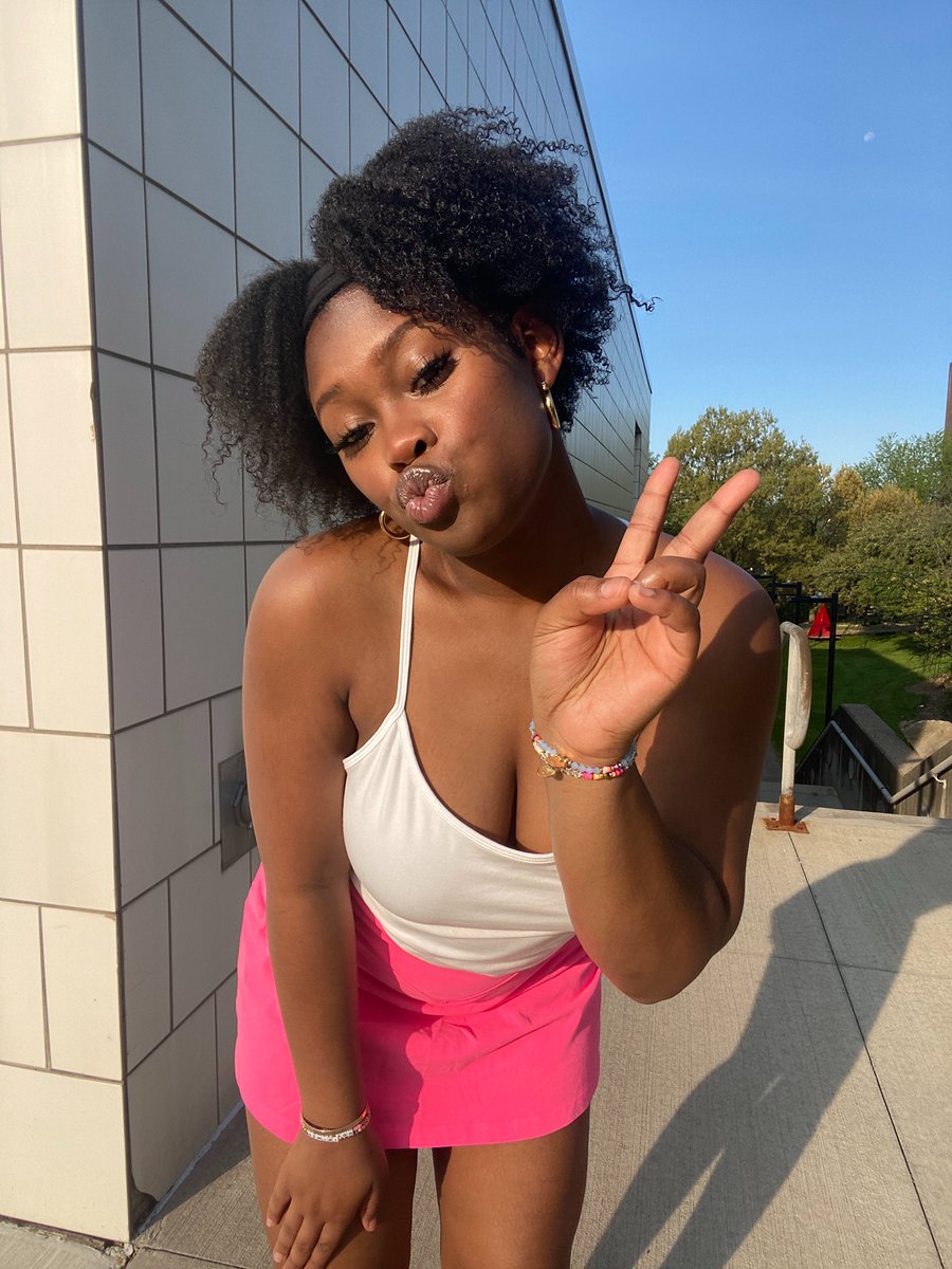 YSU VSPINK tweet media