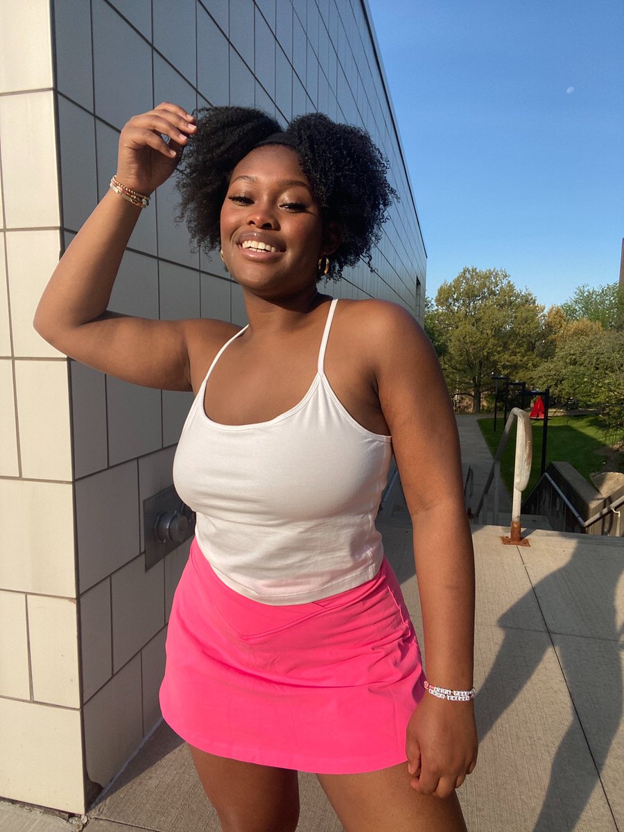 YSU VSPINK tweet media