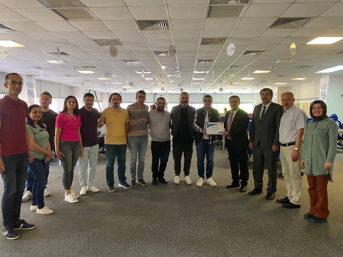 Sosyal Güvenlik Haftası programı kapsamında; Kurum Başkanımız Sn. Cevdet Ceylan beyin imzası ile en çok engelli çalıştıran Efor Etkileşim Merkezi Yönetim Sistemleri A.Ş.’ne “Teşekkür Belgesi” takdim edildi.
<a href="/EforEmys/">EFOR EMYS</a> 
#SGK16Yaşında
#SosyalGüvenlikHaftası
#SGKGelecekBiriktirir