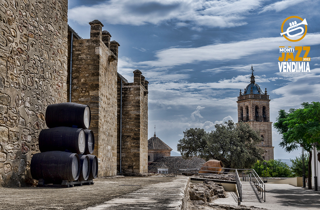 A #montijazz venimos a disfrutar de la música, de los vinos de #montillamoriles y del patrimonio.
Contacta con <a href="/MontillaTurismo/">Turismo de Montilla</a> para planificar tu estancia.
MontijazzVendimia 2022
9, 10 y 17 de septiembre

 #jazz #montillamoriles #Montijazz #Amontillate #festivaldejazz #jazzyvino