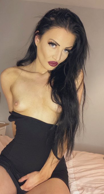 Exciting afternoon for me but first happy tittie tuesday baby 😈💋😜 https://t.co/HBGzvnPibw