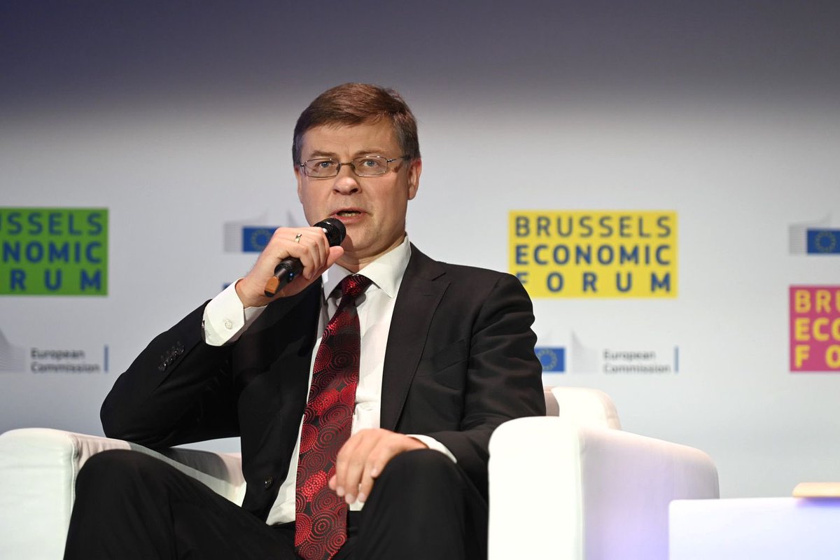 VDombrovskis's tweet photo. Fighting climate change is the defining challenge of our time. In response to war in 🇺🇦, we’ll move away faster from Russian fossil fuels &amp; accelerate the rollout of our climate agenda. Essential we use the right support for people, businesses &amp; regions that need it most #EUBEF22 https://t.co/h92xxShImr