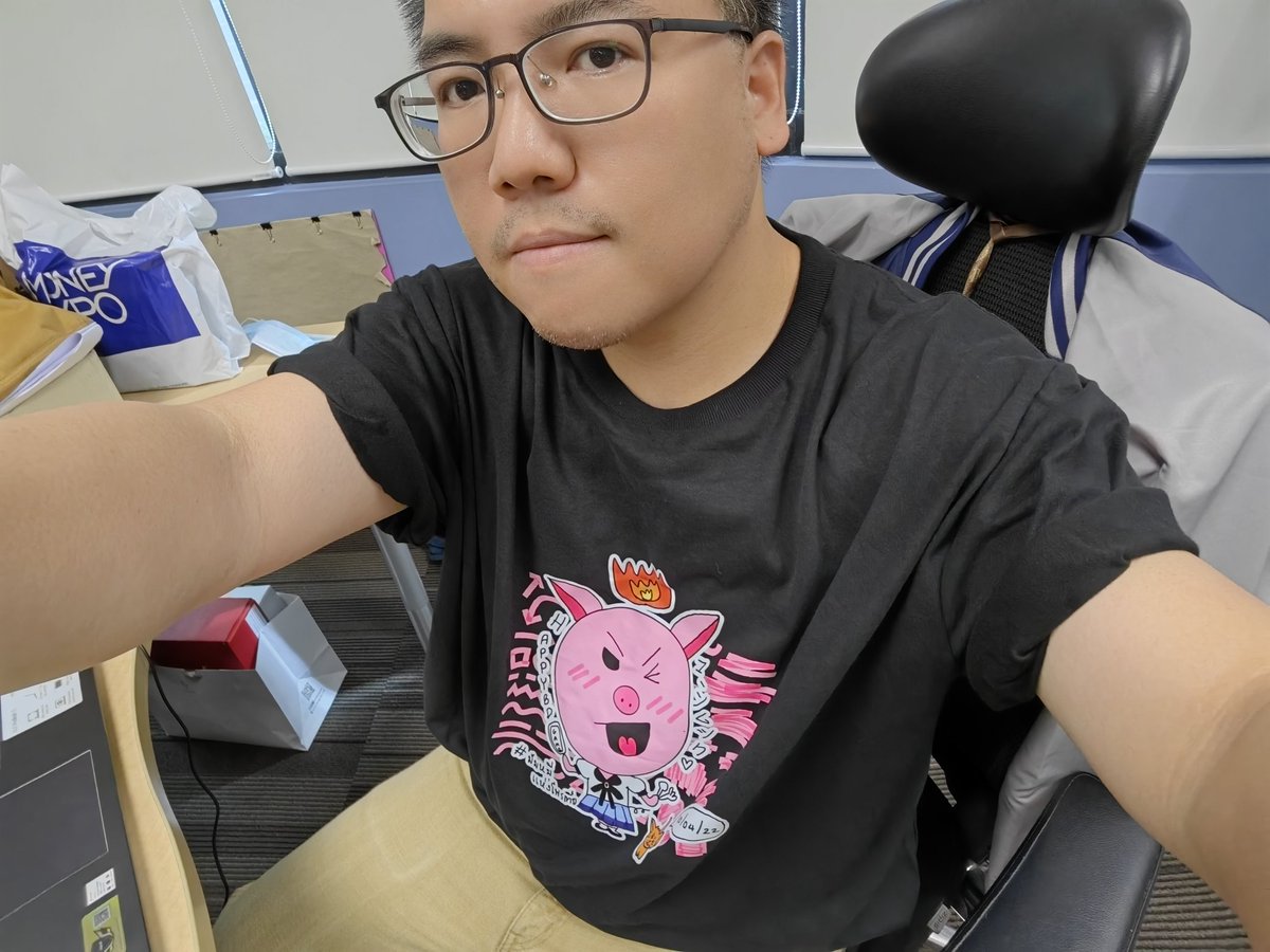 jokermaster619's tweet photo. เสื้อวันเกิดคุณหมูน่ารักมากๆเลย^^ #HBD ครับท่านม่านมุก^__^ #MahnmookLastIdol #LastIdolThailand #LastIdol #LastIdolFamily
.
#MahnmookSweat16 #Sweat16 #GoSweat https://t.co/UbhgFRrVDX