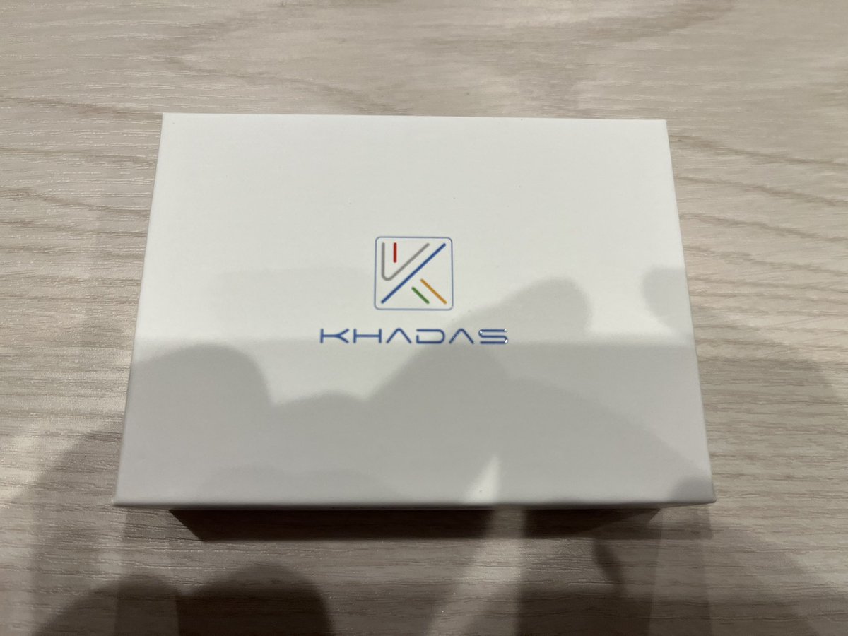 ic_lifewood's tweet photo. 何か届いた。
#KHADAS #VIM4 https://t.co/MA9TmkdTgp