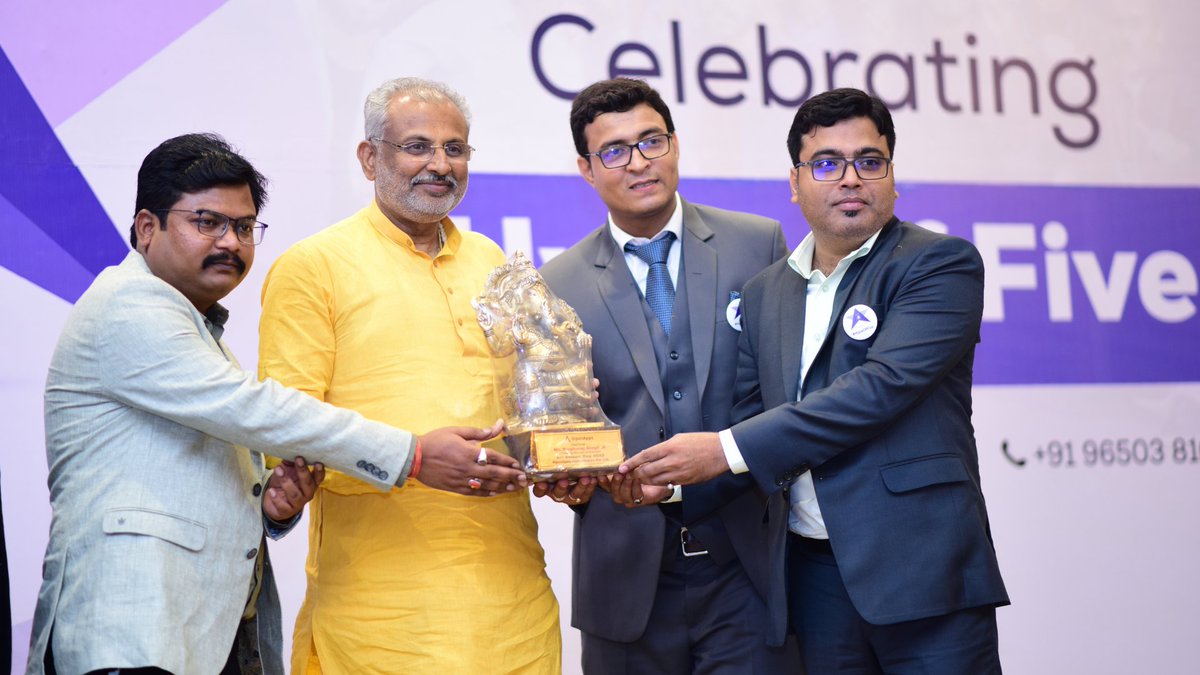 RipenAppsTech's tweet photo. #RipenApps celebrated its #5th #anniversary with #Ripeners on 12th May in a grand #event. We are #honored to have our Chief Guest MoS UP Government Mr. RAGHURAJ SINGH (@ThRaghurajSingh ) among us to inaugurate the event with DeepJyot lightning.
(2/2) https://t.co/e6XfMkD3sH
