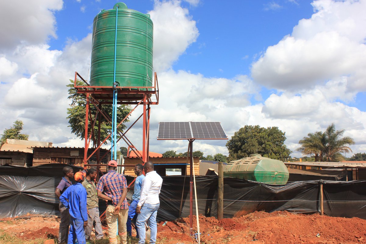 helplinezim's tweet photo. Construction in progress, borehole Drilling a success at the construction site of #Hatcliffe #safemarket. Installation of tank, solar panel and tap complete today. #RecoverBetterTogether #LNOB @unwomenzw @UNDPZimbabwe @MPTFOffice @nssazw @iloharare @cohsunshinecity https://t.co/N0w7ZXsffo