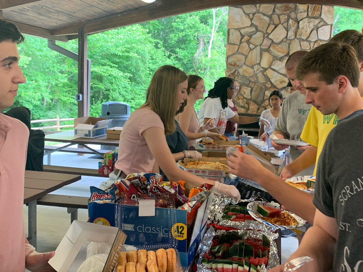 WFArmyJROTC's tweet photo. Thank you to all the cadets who came out to the titan battalion picnic #picnic #jrotc #westforsythhighschool #awards #promotion #army https://t.co/MGdIfPh7nX