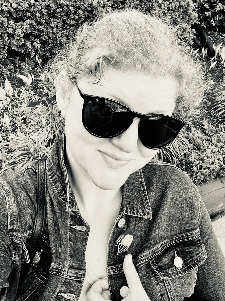 Gym ✅
Fulfilling my civic duty ✅

If you’re not sure where to vote or if you’re registered to vote, check on usa.gov/confirm-voter-…

#electionsmatter #votingmatters #VoteBlueIn2022 
#AbortionIsHealthcare