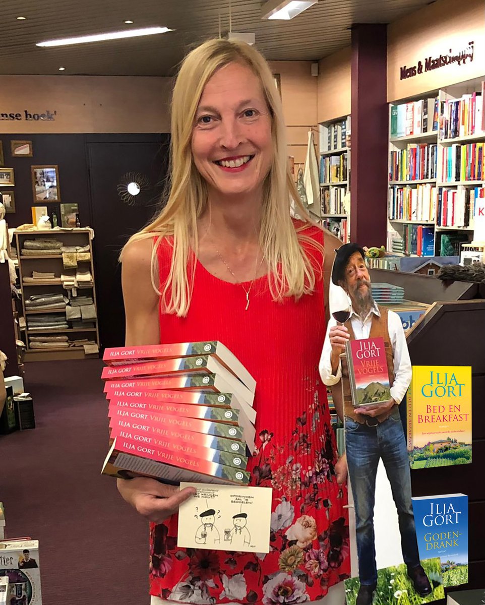 iljagort's tweet photo. Merci beaucoup, sprankelende Willemien Wagner  van  Boekhandel Wagner in het lommerrijke Sassenheim! Zeer gewaardeerd, maar wil je mij bij m'n volgende boek svp iets minder heet wassen?
#teklein  #Vrijevogels @tweetwagner https://t.co/noa8lhCBvL