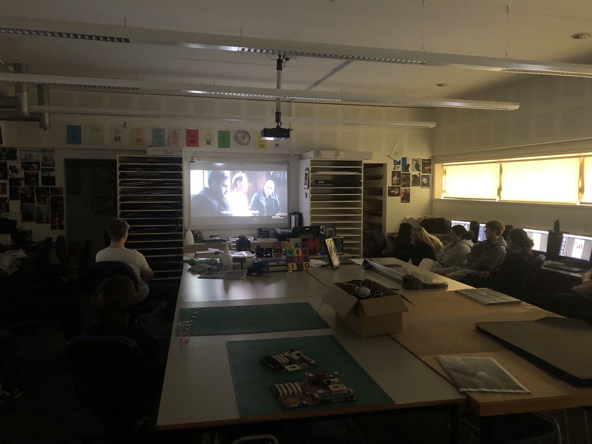 HautlieuC's tweet photo. Watching the on-line ⁦@13thparish⁩ Film Festival with my A level media class - discussing the nature of film festivals and key texts including work by our old students ⁦@ainedalyactor⁩ and ⁦@JordanCoxTV⁩ 🙌 - amazing!! https://t.co/QEta7mPljD