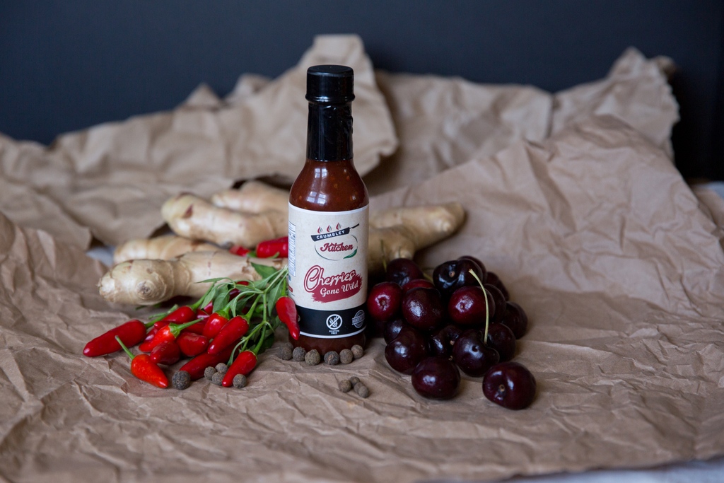 CrumbleyKitchen's tweet photo. Our Cherries Gone Wild is the perfect blend of heat &amp; sweet! We combine #piripiri peppers, sweet cherries, and strong spices to elevate any dish you put it on

It's great on carbs like mac &amp; cheese, potatoes, or even mixed veggies. It also pairs well with ribs, chops, and steaks. https://t.co/oW0ks5ujIE