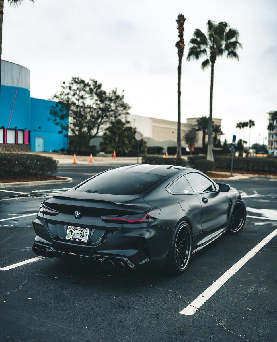 dailycaars's tweet photo. #BMW M8 Competition https://t.co/TlrN2AxXRN