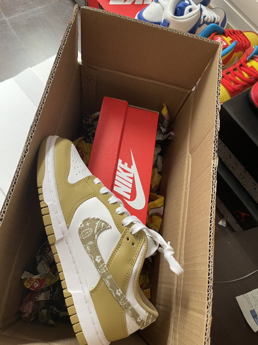 Msolo0125's tweet photo. Get some pair of the dunks dm me ig: msolo.ldg https://t.co/GMKlfqsdFp